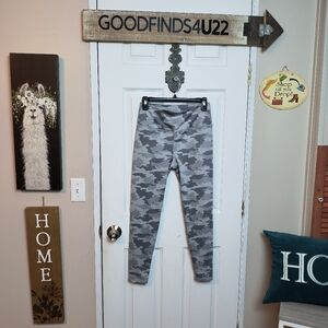 Women's Kyodan Camo Leggings PETITE SMALL gray